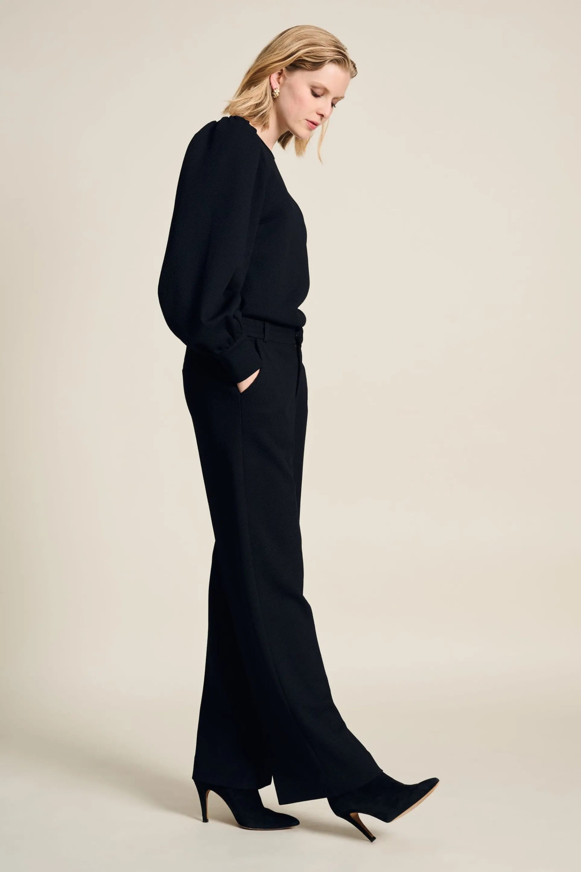 TOP Kae Black