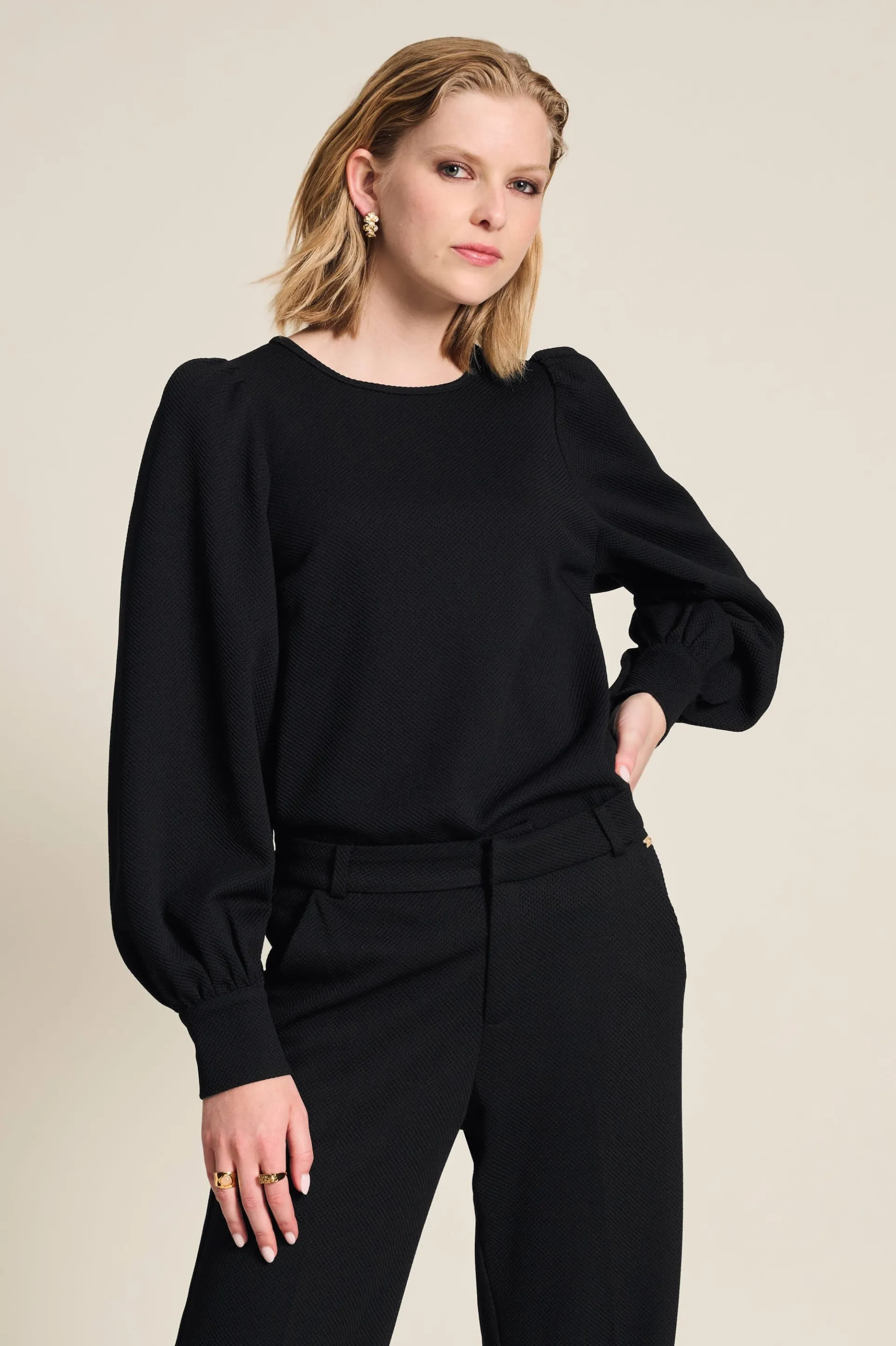 TOP Kae Black