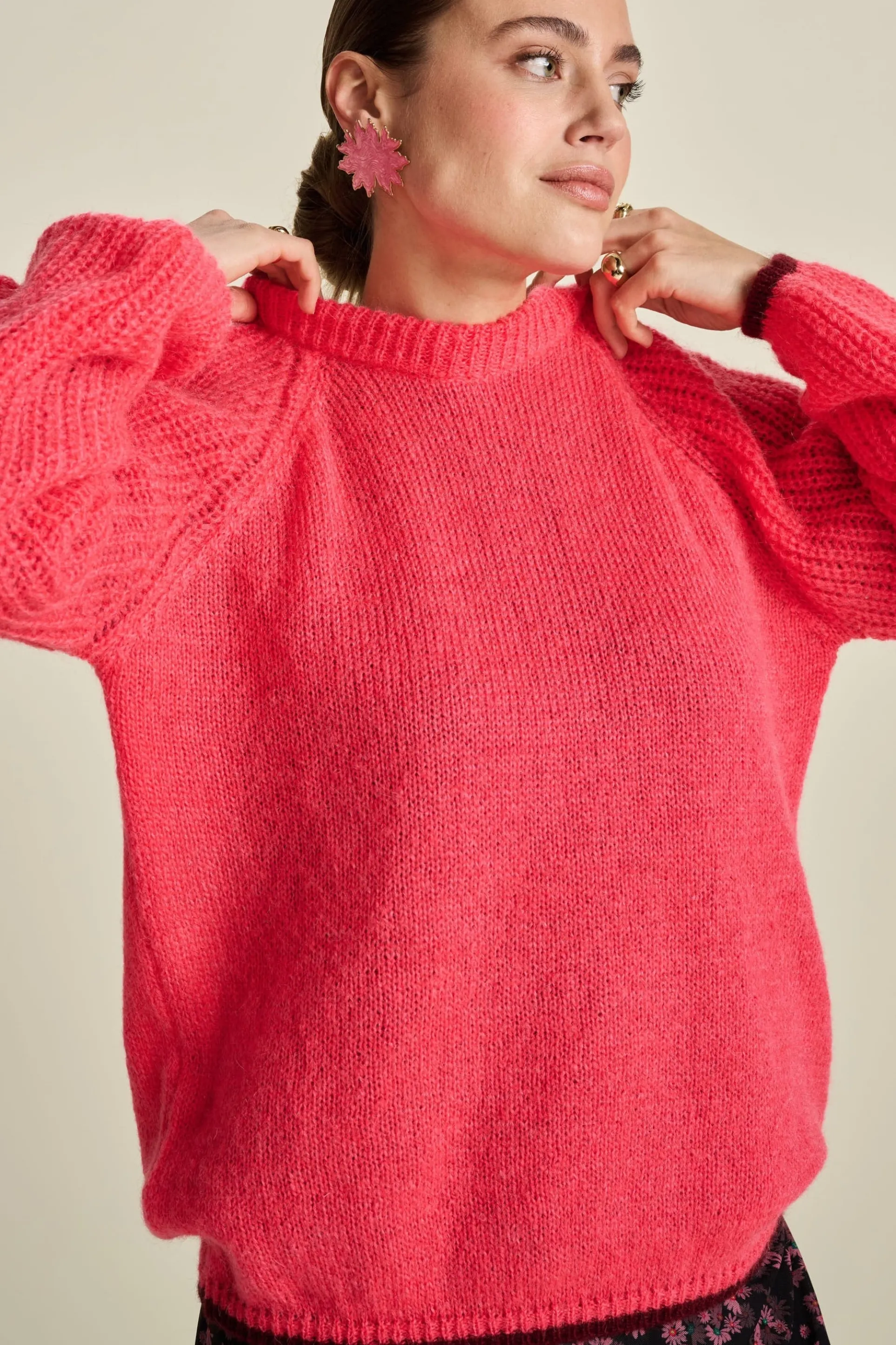 TRUI Vibrant Pink